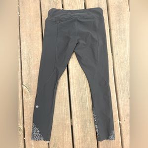 Lululemon Patterned Leggings (Sz 8)